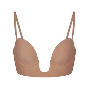 NWT Skims Deep Plunge Shapeware Bra Size Small